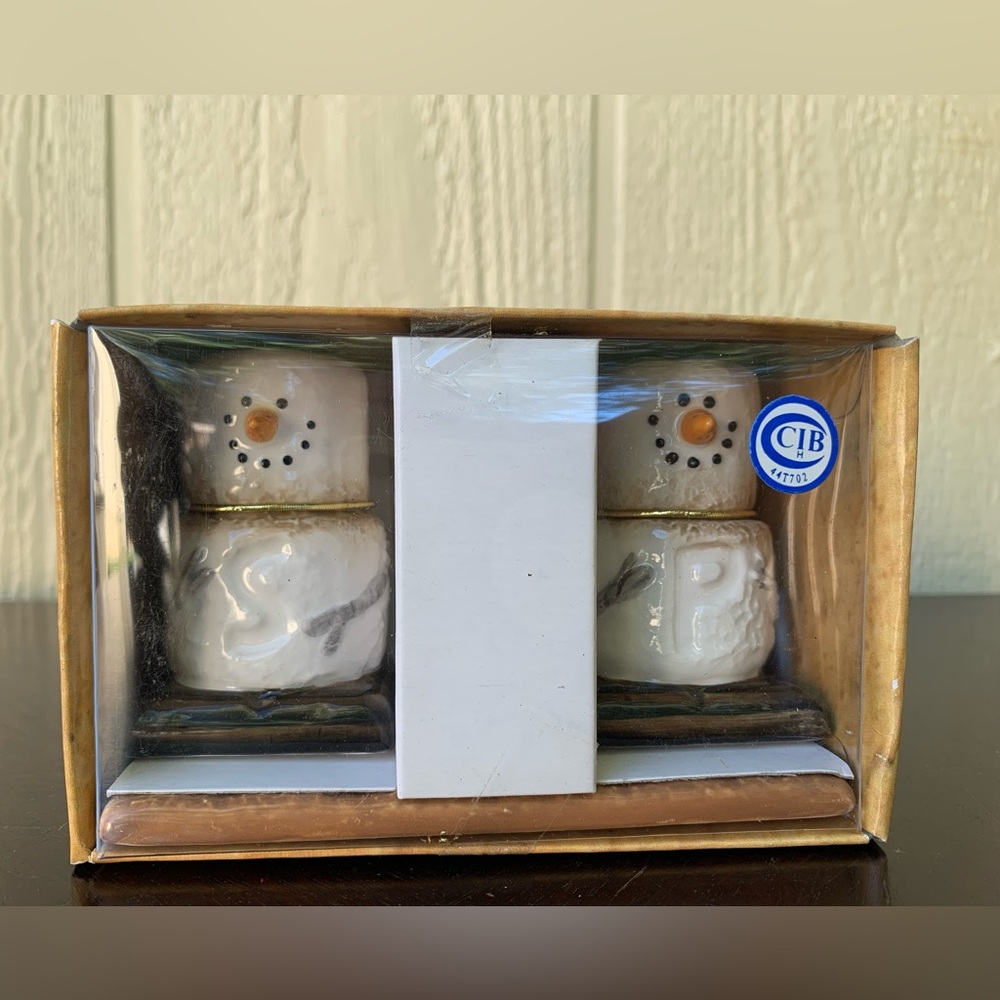 S’mores Salt and Pepper Shakers